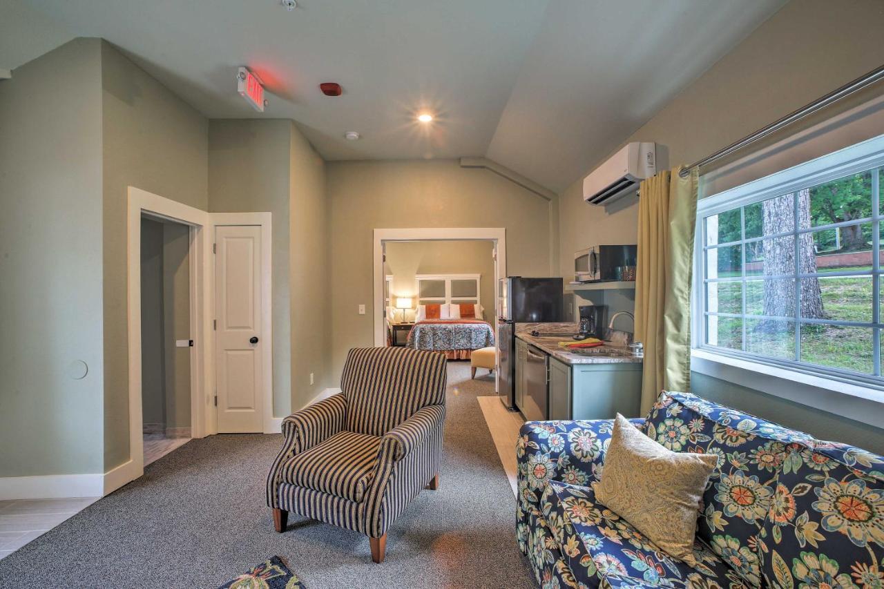 Downtown Branson Cottage With Pool Access! Exterior foto